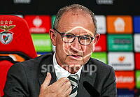 21818604.jpg