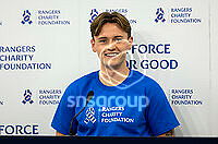 21790956.jpg