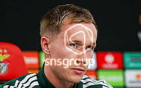21818571.jpg